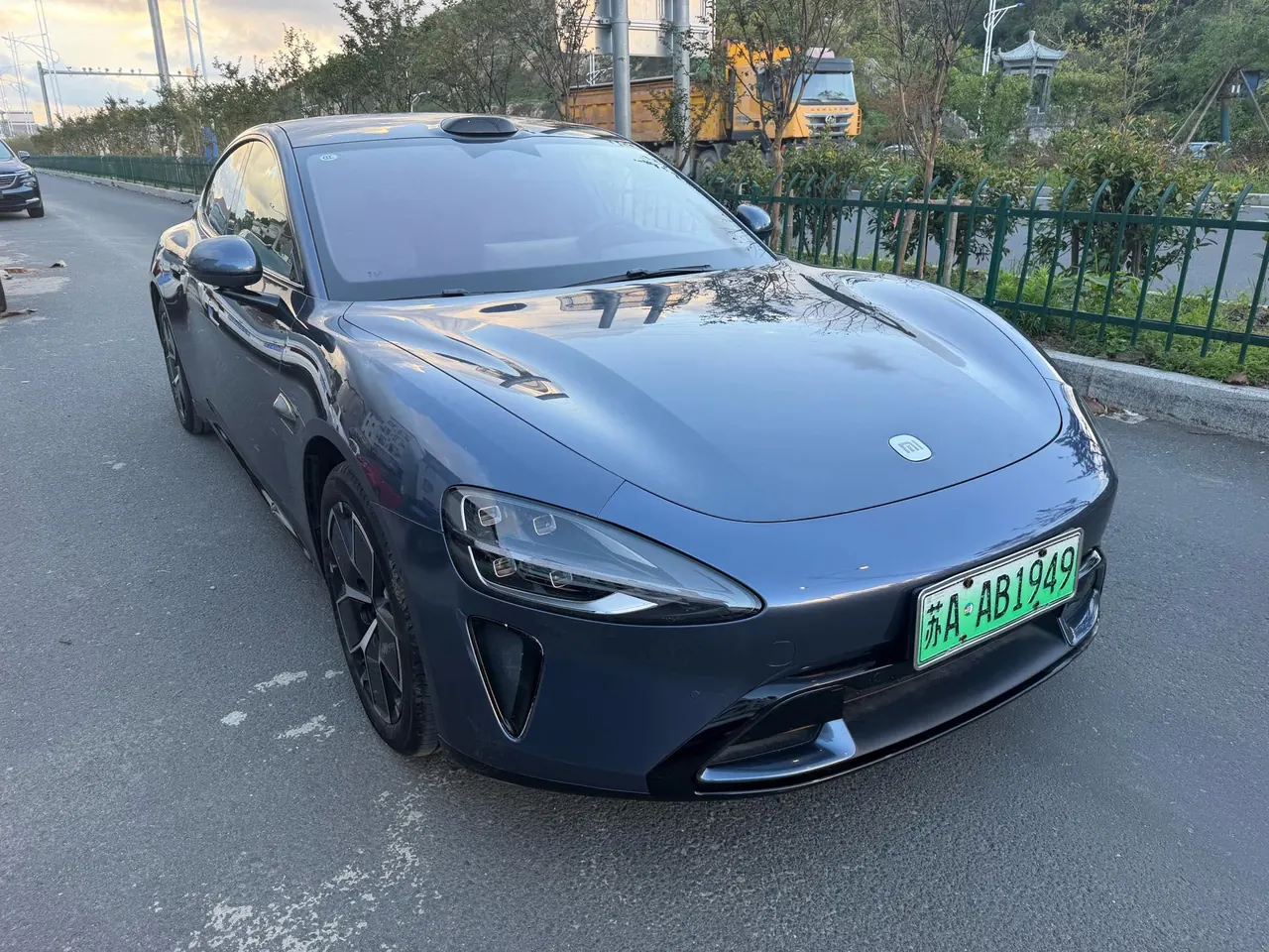 MI 2024 SU 7 700km Rear Drive Standard Founding Edition Automatic Gear 5