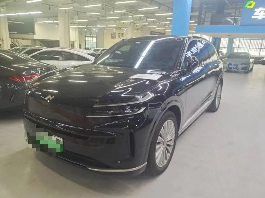 Open image lightbox: ONVO 2025 L90 Ultra Six‑Seater Automatic