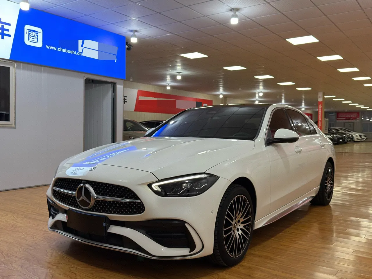 打开图片灯箱:Mercedes Benz Class C 2025 C 260 L 48V 1.5T Sports Edition Automatic Gear