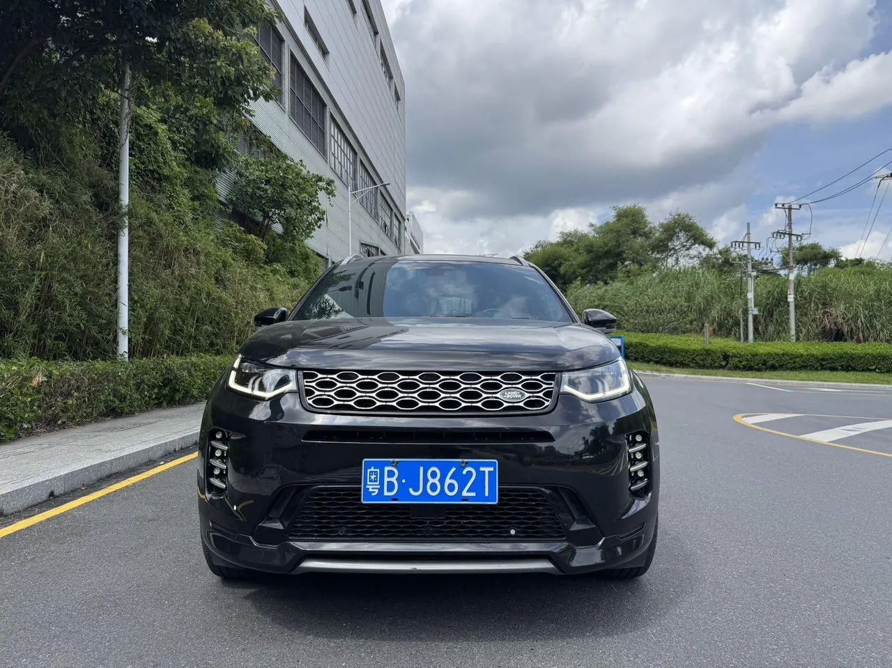 Land Rover 2022 Discovery Sports Edition 48V 2.0T 249PS R-Dynamic S Performance Edition Automatic Gear 2