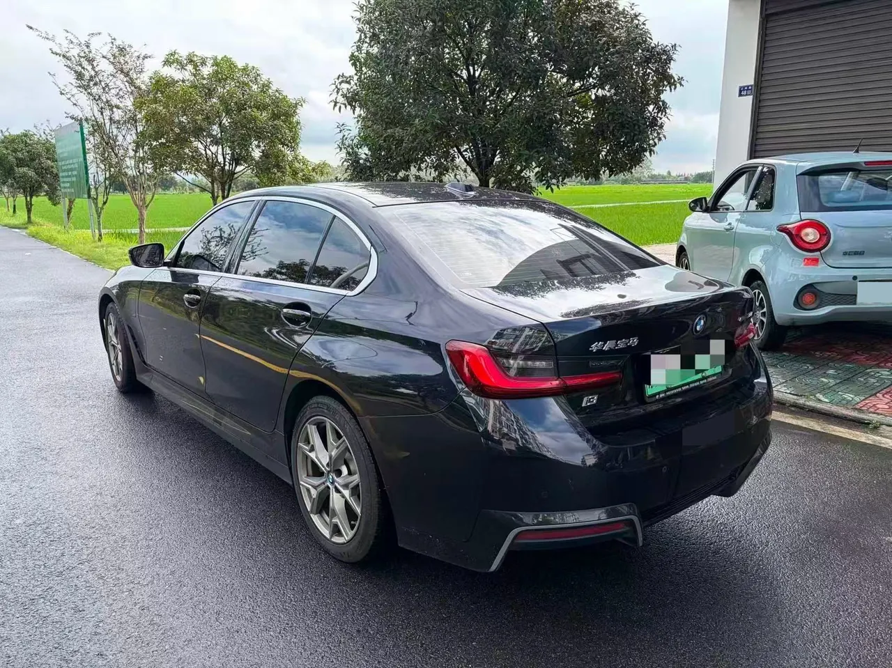 BMW 2022 i3 eDrive 35L automatic gear 7