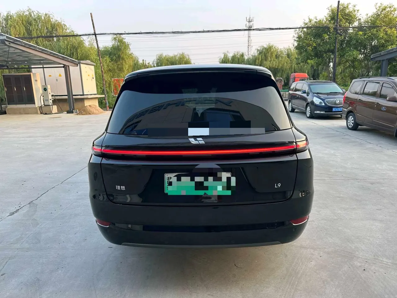 Li 2022 L9 1.5T Max Edition Automatic Gear 8