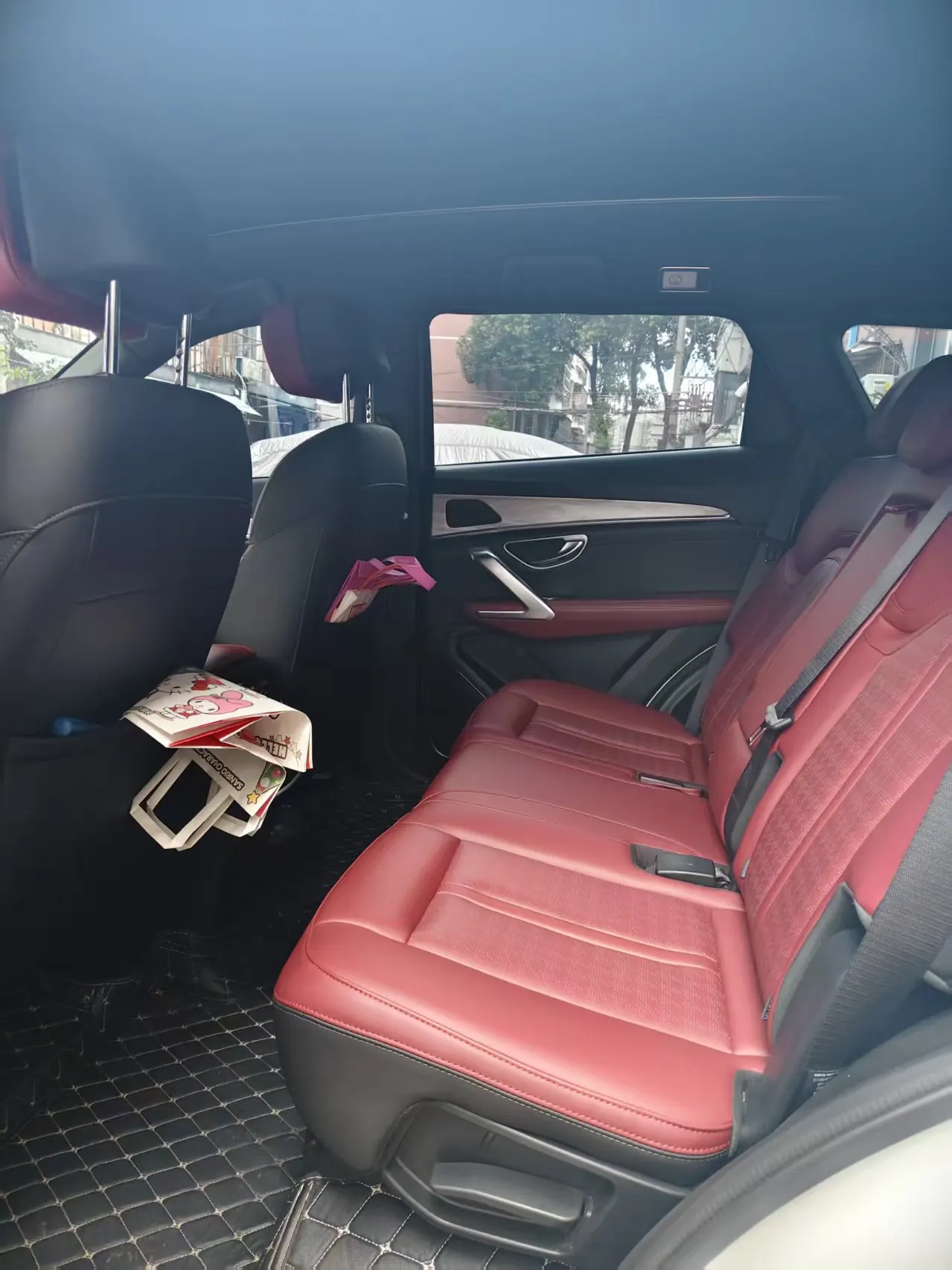 Jetour 2024 X70 C- DM 1.5T Sailing Edition PRO 5-seat Automatic Gear 5