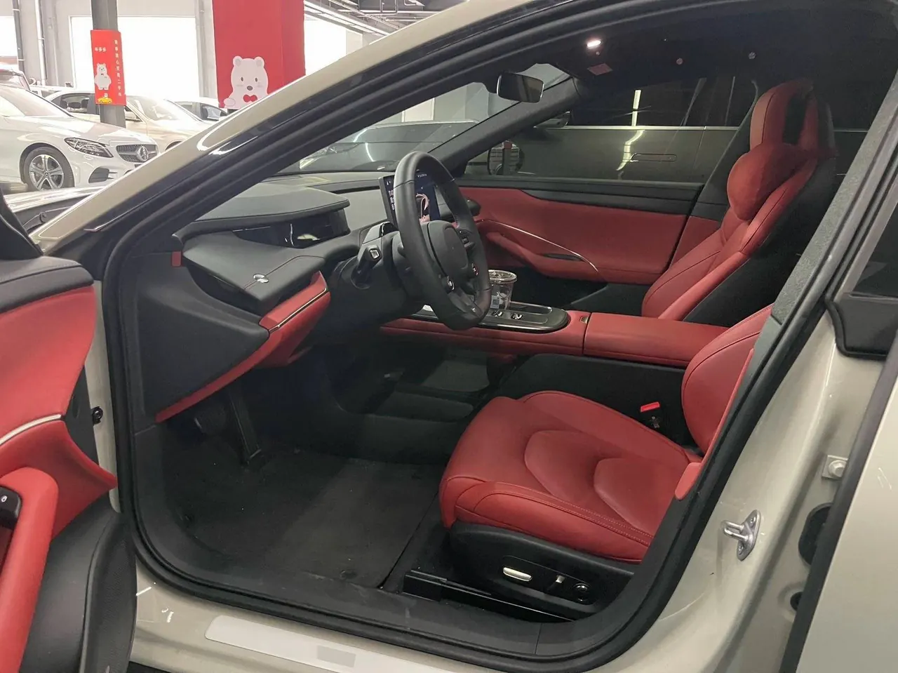 MI 2024 SU 7 700km Rear Drive Long Endurance Smart Driving Edition Automatic Gear 2