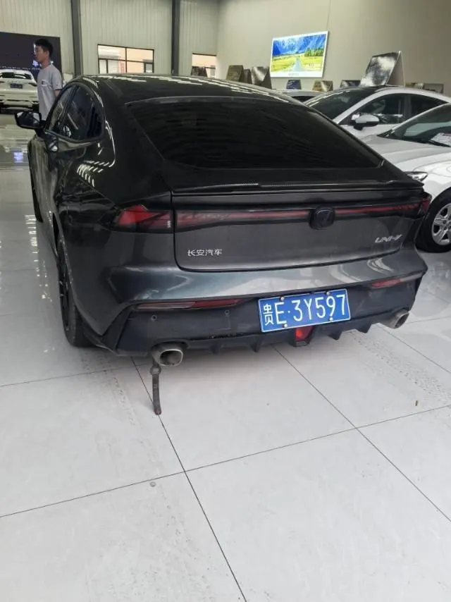 ChangAn 2022 UNI-V 1.5T honorable automatic gear 5