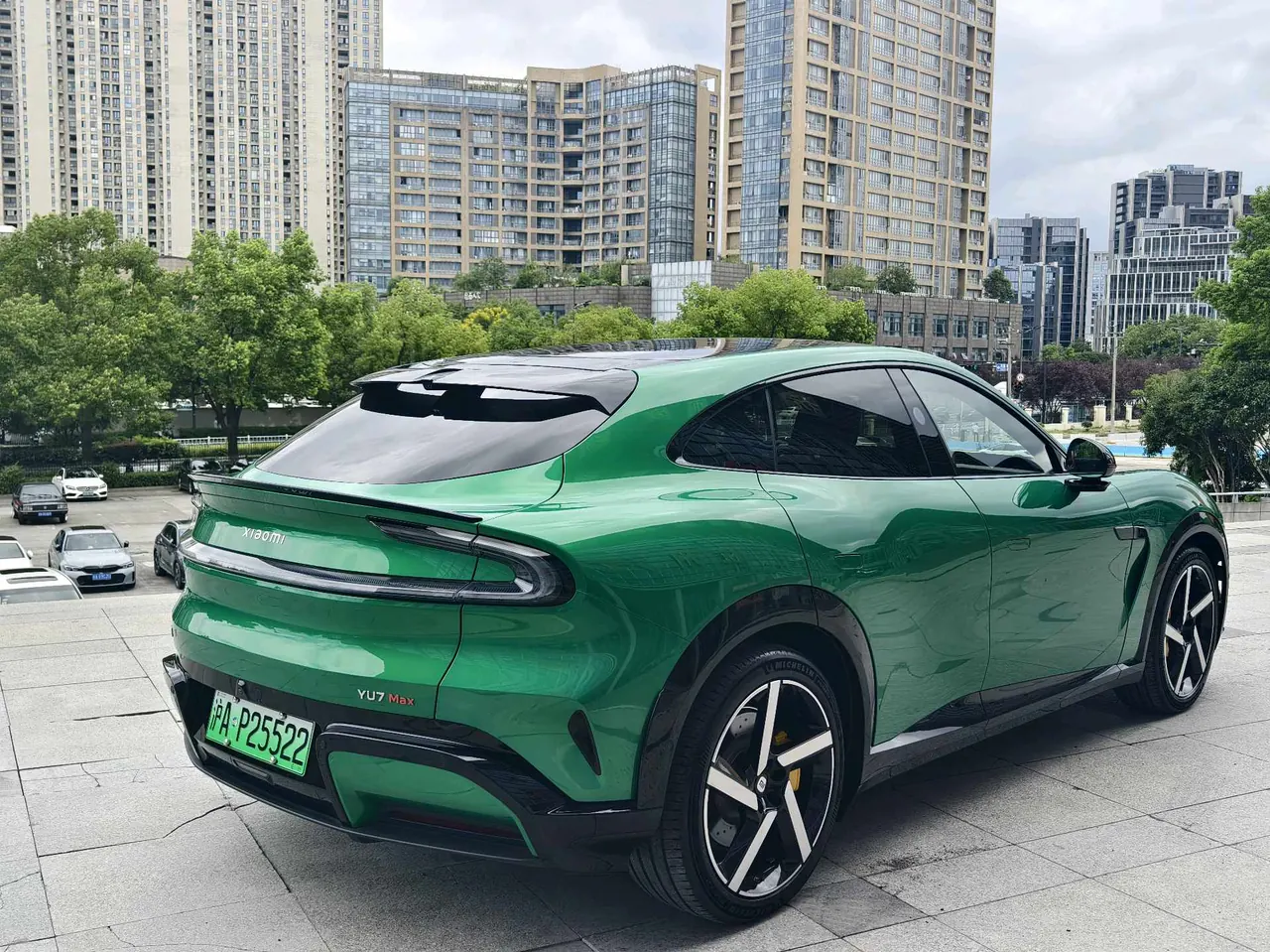 MI 2025 YU7 Long Endurance High Performance Four-wheel Drive Max Edition Automatic Gear 5