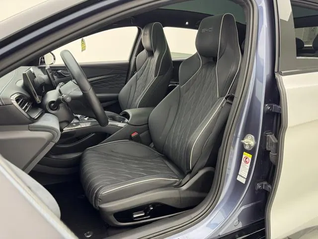 BYD 2023 Seal Champion Edition 550km Elite Automatic Gear 6