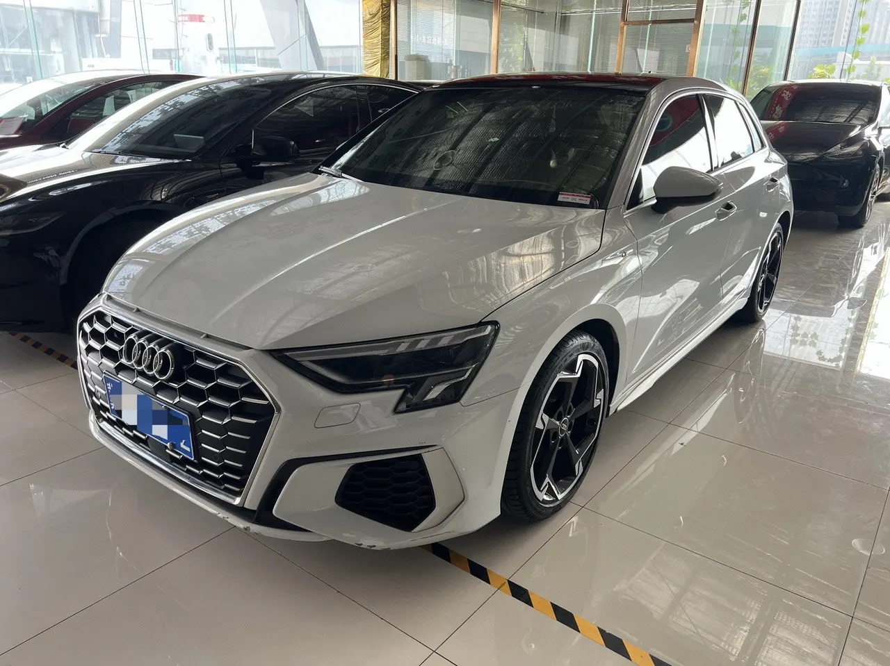 Open image lightbox: Audi 2023 A3 Sportback 1.4TFSI 35TFSI Luxury Sports (Modified) Automatic Gear