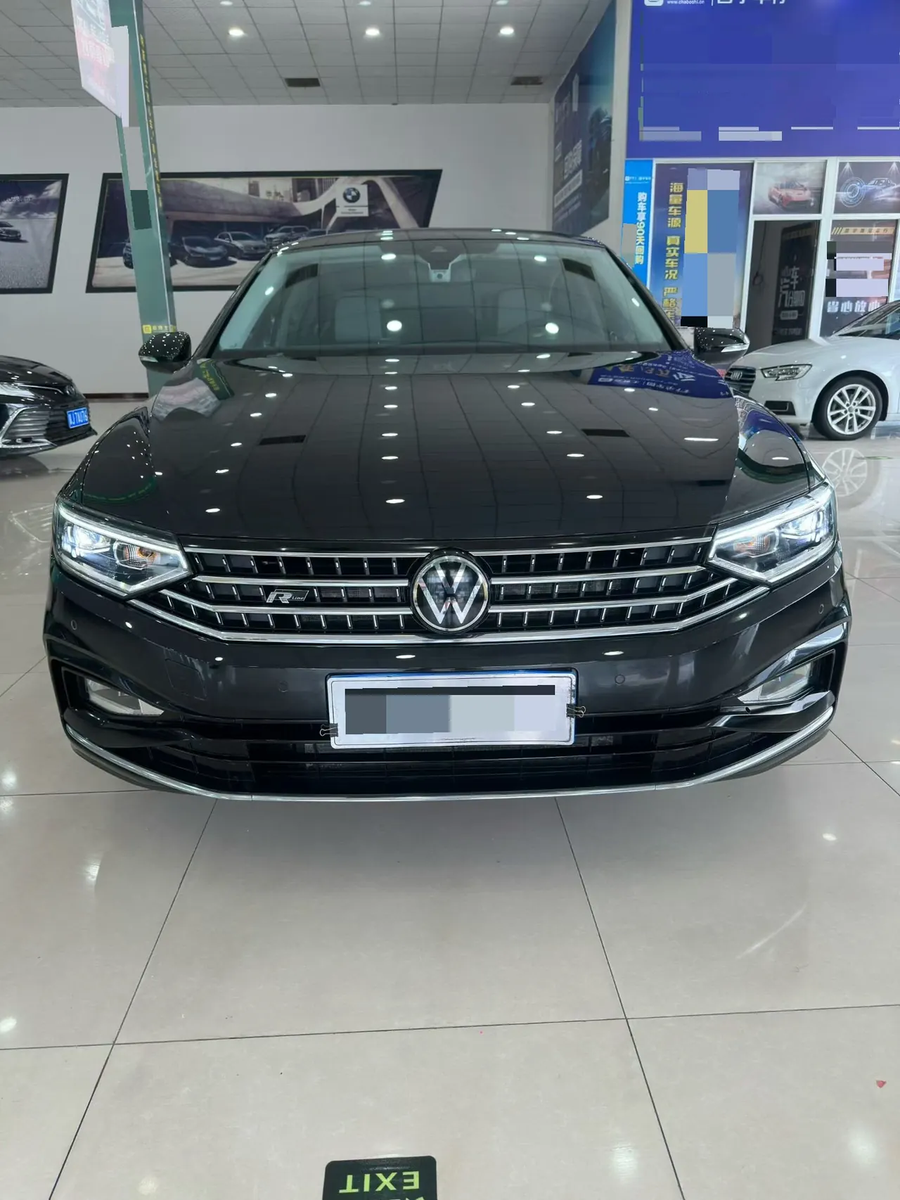 Volkswagen 2023 Magotan 2.0TSI 330TSI 2 million Commemorative Luxury Automatic Gear 2