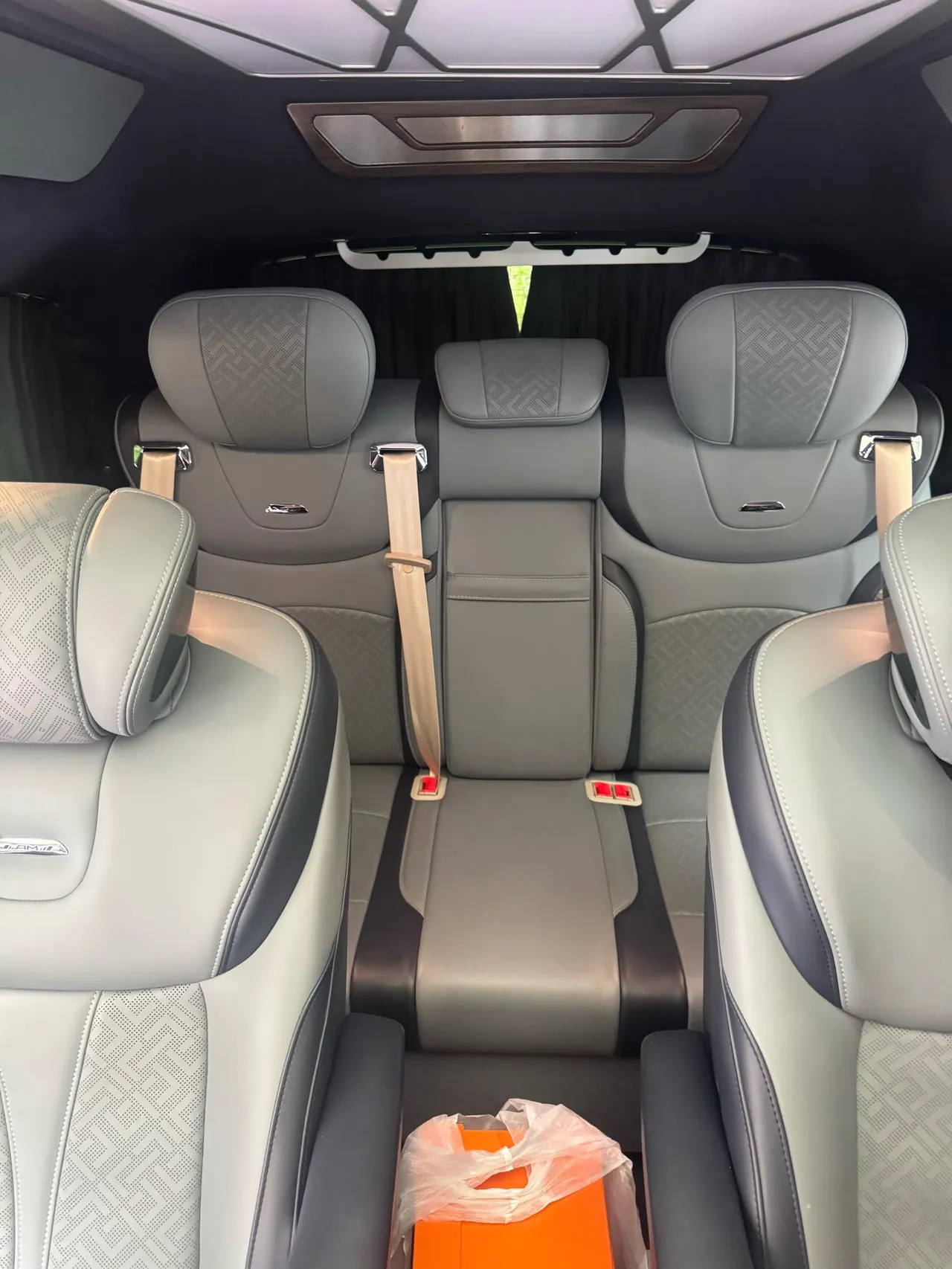 Mercedes Benz V 2021V 260 L 2.0T Deluxe Edition Automatic Gear 8