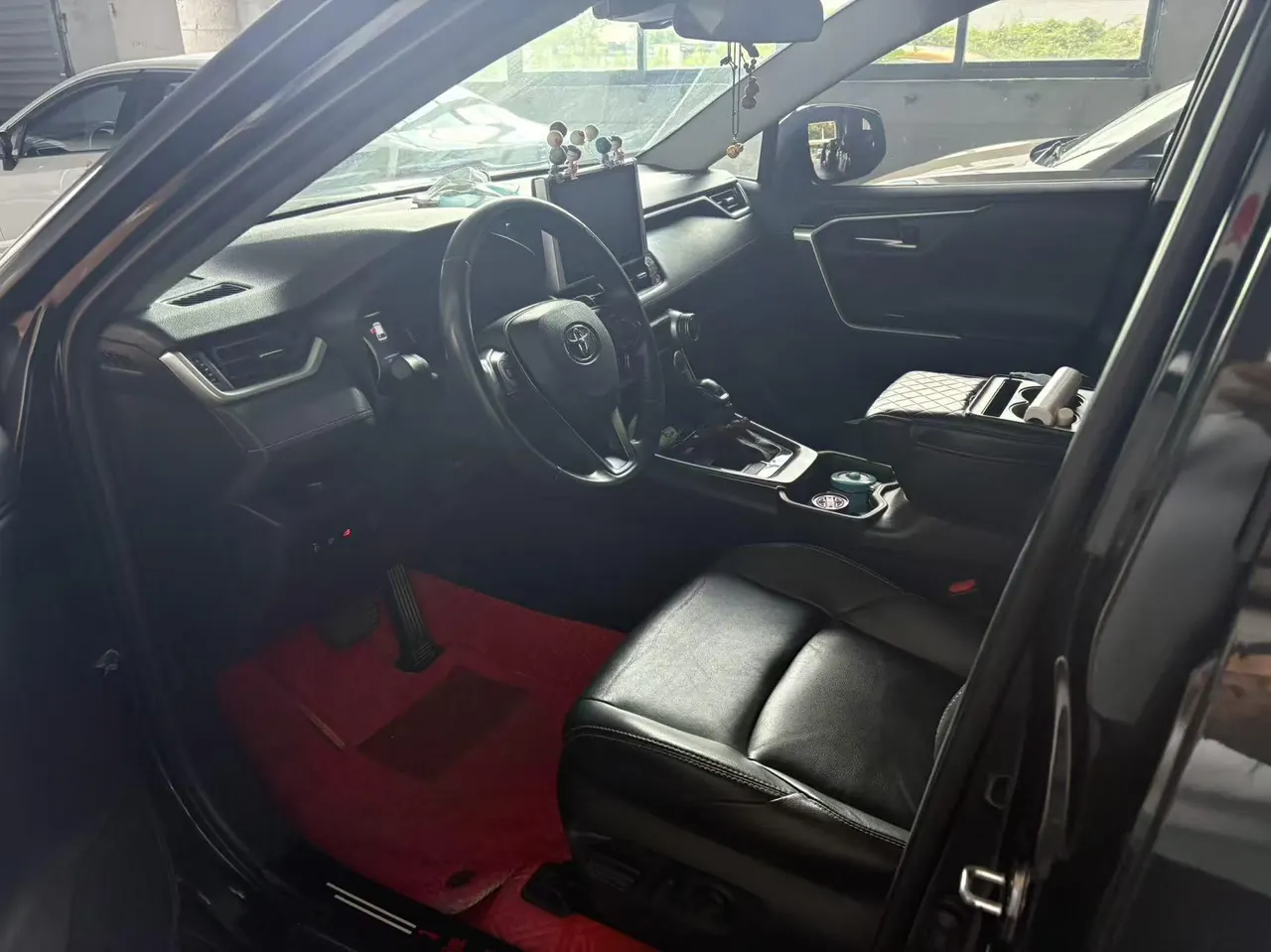 Toyota 2021 Weilanda Dual Engine 2.5 Stepless Two-Drive Deluxe Automatic Gear 3