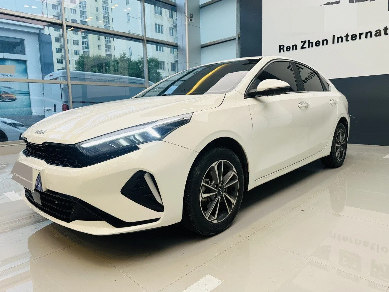 Open image lightbox: Kia 2023 K3 1.5 Stepless Deluxe Edition Automatic Gear