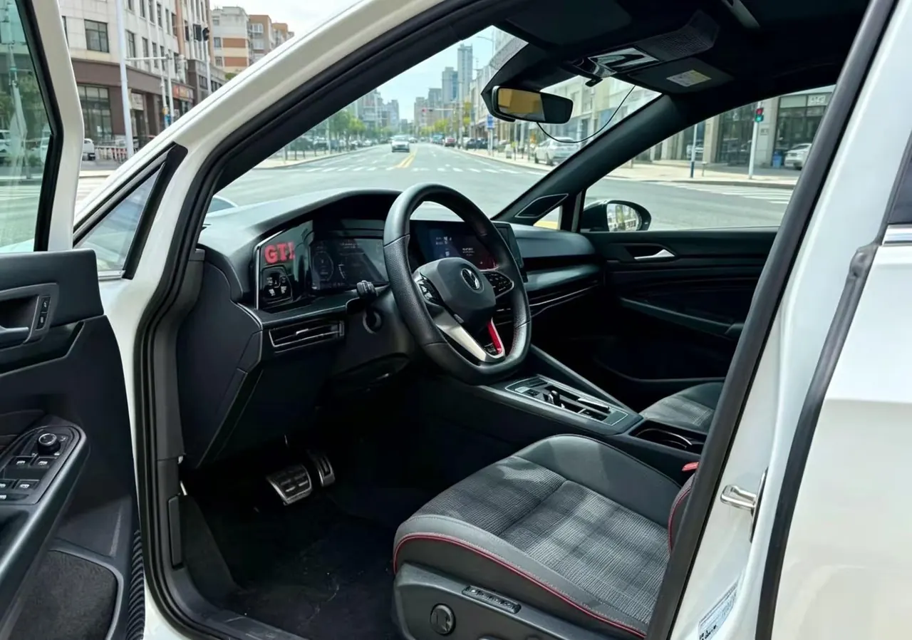 Volkswagen 2021 Golf GTI 2.0TSI Automatic 4