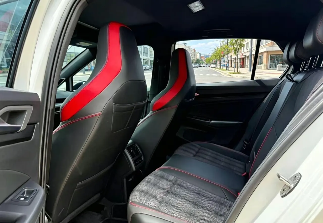 Volkswagen 2021 Golf GTI 2.0TSI Automatic 5