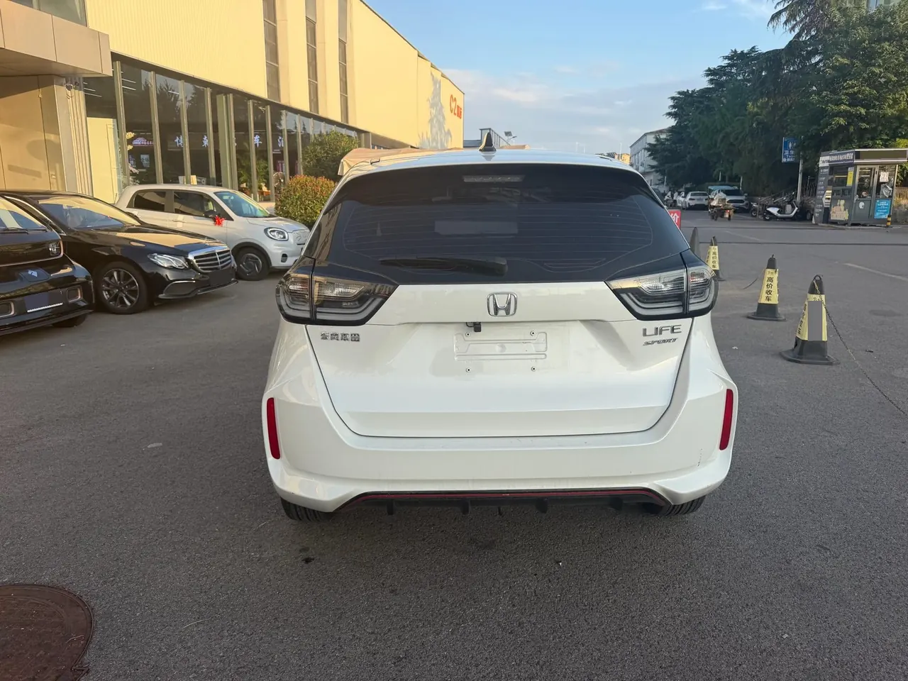 Honda 2021 LIFE 1.5 Stepless SPORT Cardiac Edition Automatic Gear 8
