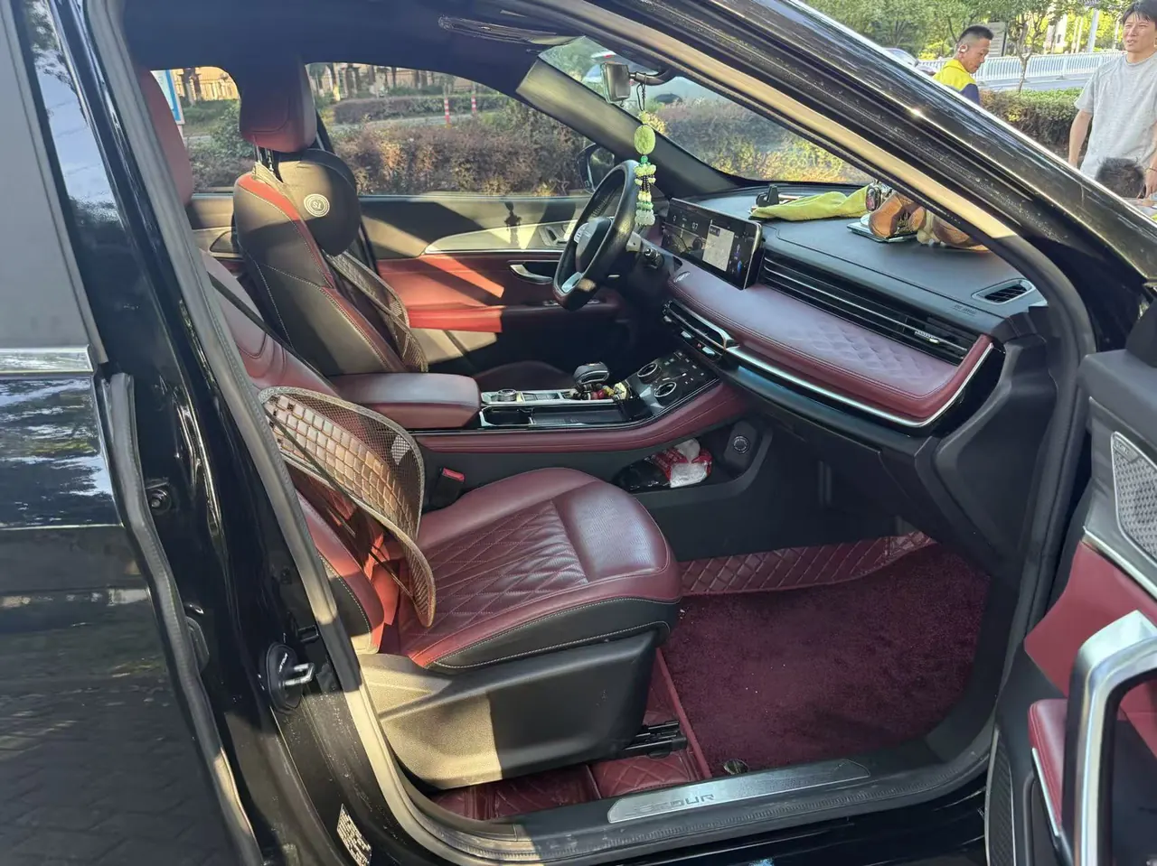 Jetour 2023 X70 PLUS 1.6T Strong PRO7 Automatic Gear 5