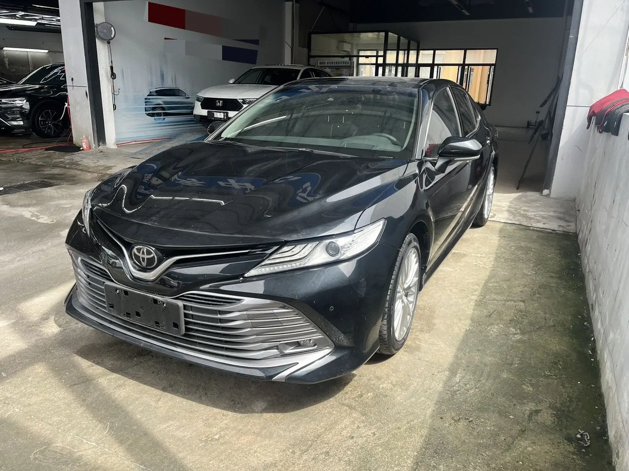 Open image lightbox: Toyota 2021 Camry 2.0G Stepless Deluxe Edition Automatic Gear