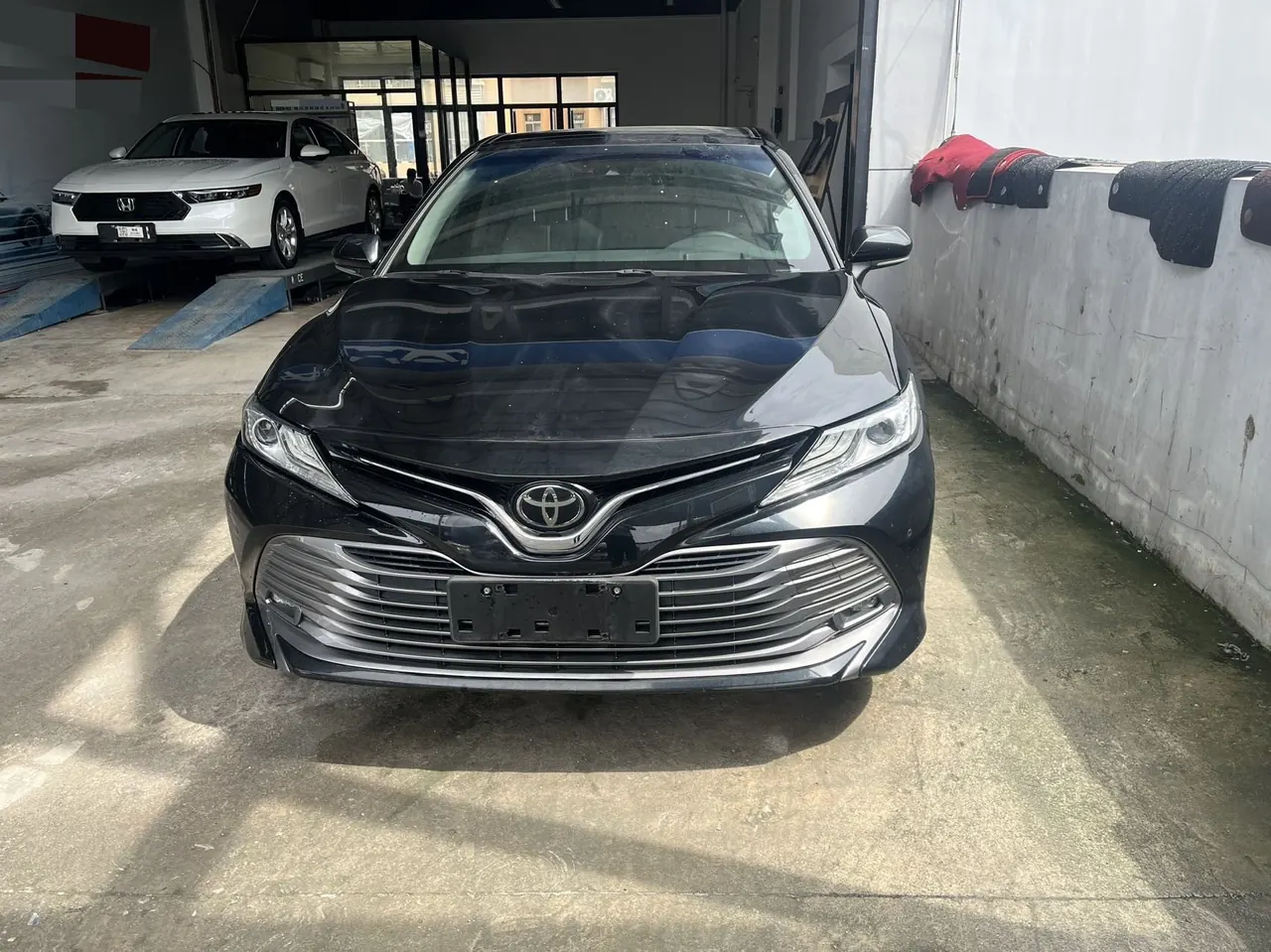 Toyota 2021 Camry 2.0G Stepless Deluxe Edition Automatic Gear 2