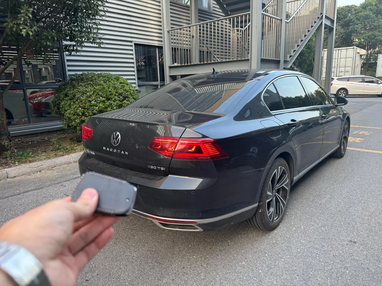 Volkswagen 2020 Magotan 2.0TSI 330TSI luxury automatic transmission 8