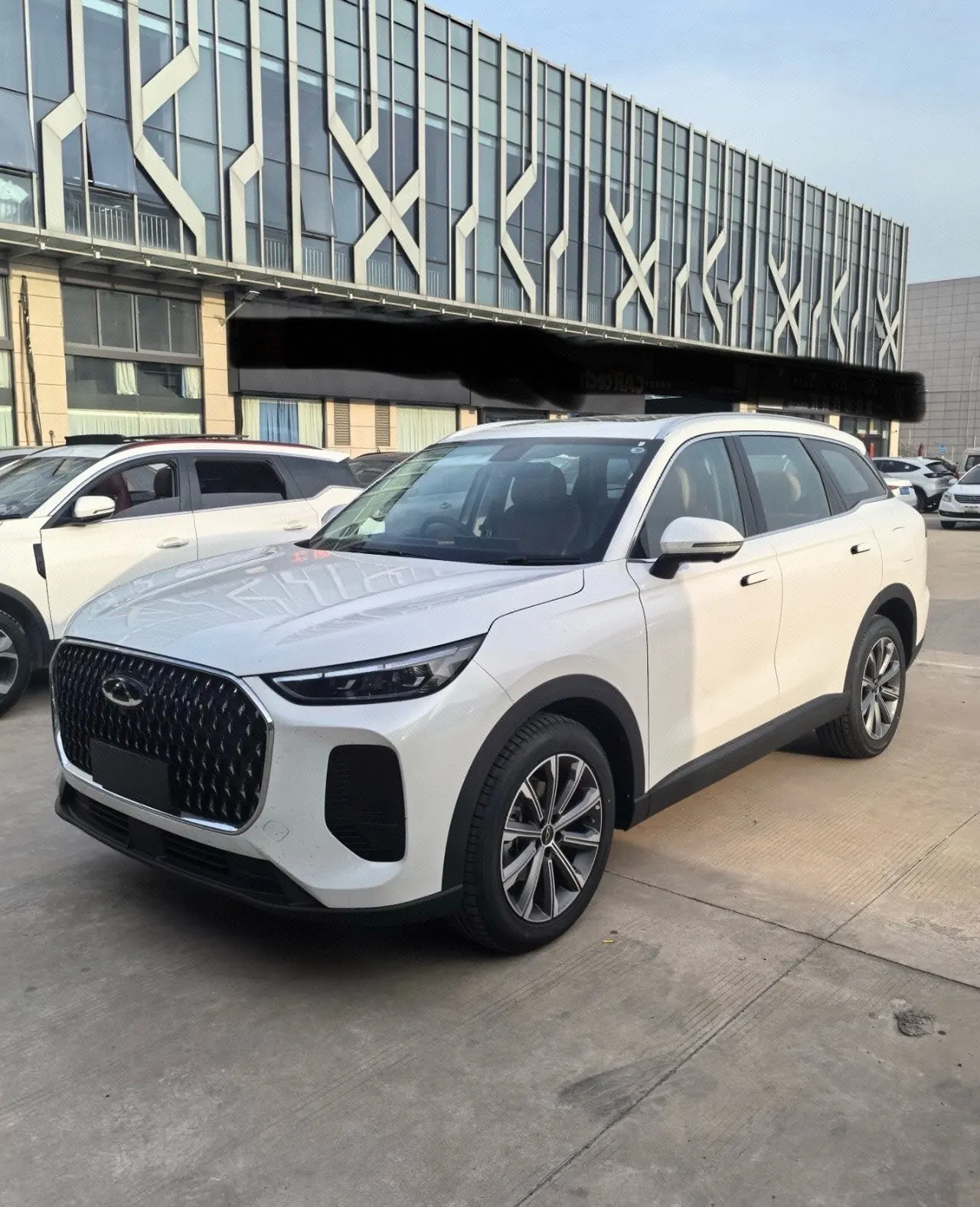 Chery 2024 Ruihu 8 L 2.0T Two-Drive Deluxe Edition 7-seat Automatic Gear - View 1