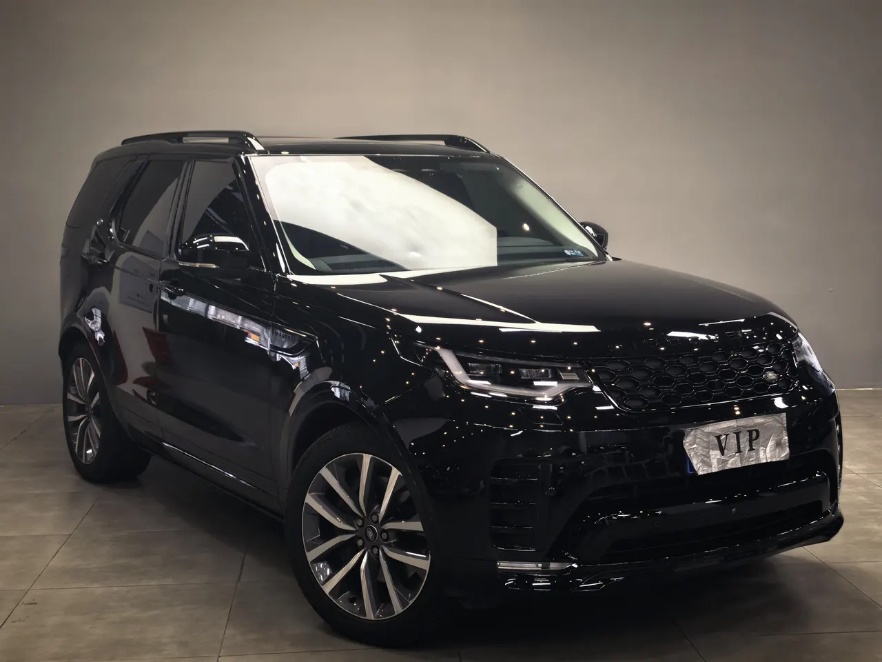 Land Rover Discovery (Imported) 2024 Discovery 5 48V 3.0T 360PS Dynamic SE Automatic Gear 2