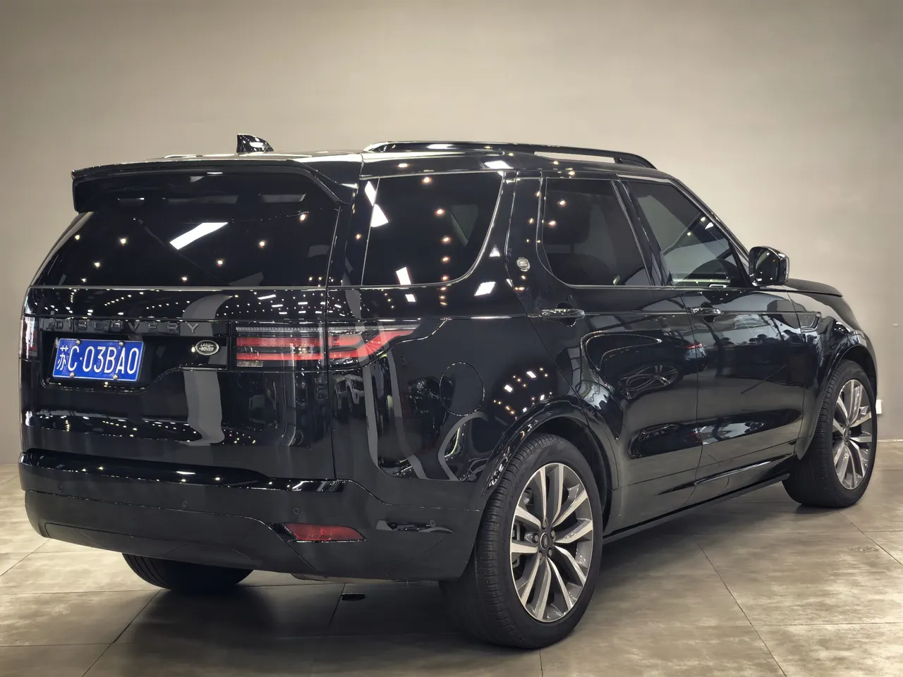 Land Rover Discovery (Imported) 2024 Discovery 5 48V 3.0T 360PS Dynamic SE Automatic Gear 6