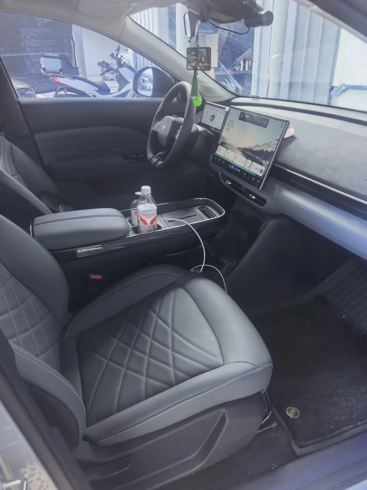 ARCFOX 2025 T 1 425 PLUS automatic gear 3