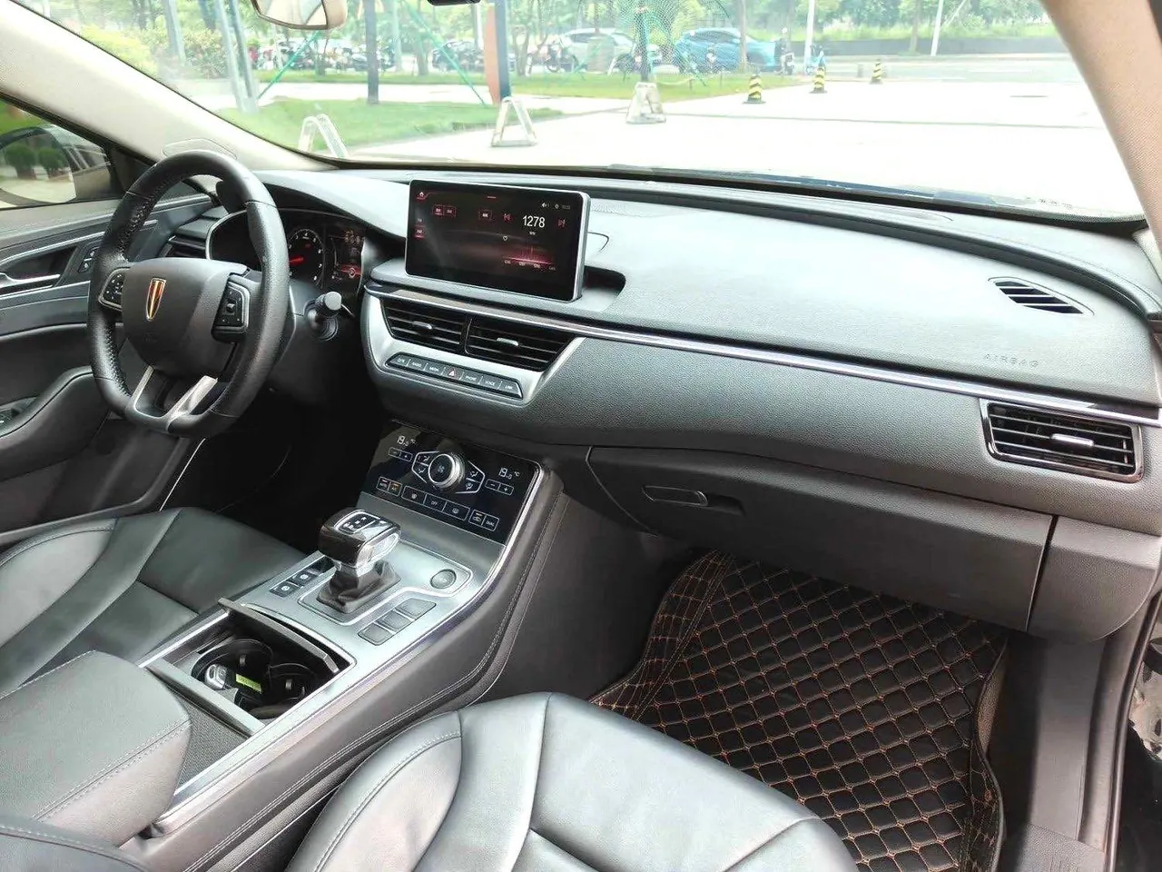 HongQi 2020 H5 1.5TD Flag Rhyme Edition Automatic Gear 6