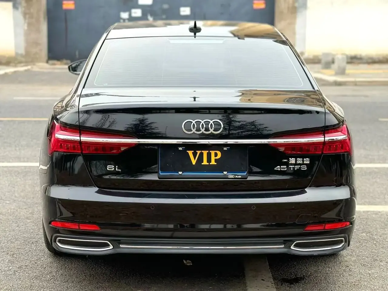 Audi 2020 A6L 2.0TFSI 45TFSI Zhenzhiya Automatic Gear 9