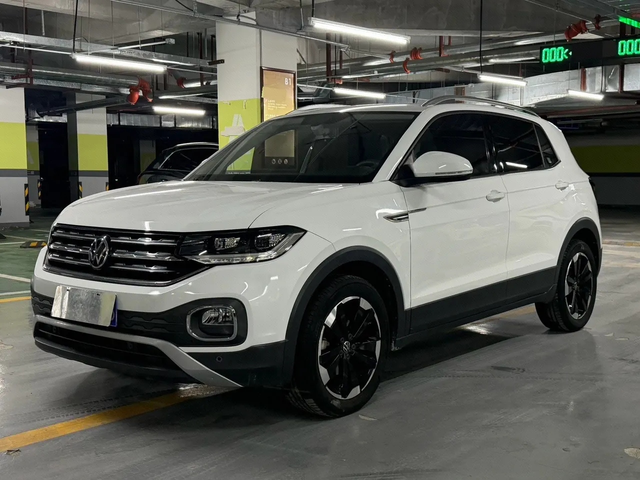 打开图片灯箱:Volkswagen 2021 Shadow Exploration 1.5 Yue Zhi Lian Edition Automatic Gear