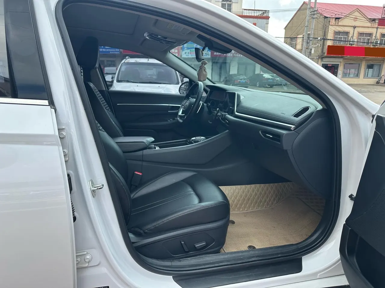 Hyundai 2020 10th Generation Sonata 1.5TGDi 270TGDi GLS Elite Edition Automatic Gear 5
