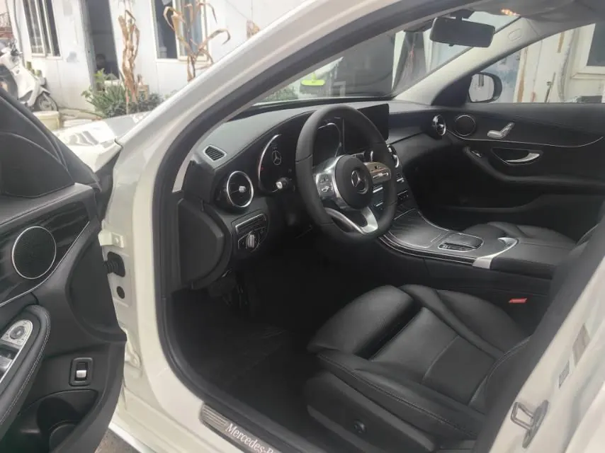Mercedes Benz Class C 2021 C 200 L 1.5T Dynamic Sports Edition Automatic Gear 3