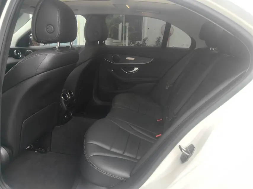 Mercedes Benz Class C 2021 C 200 L 1.5T Dynamic Sports Edition Automatic Gear 4