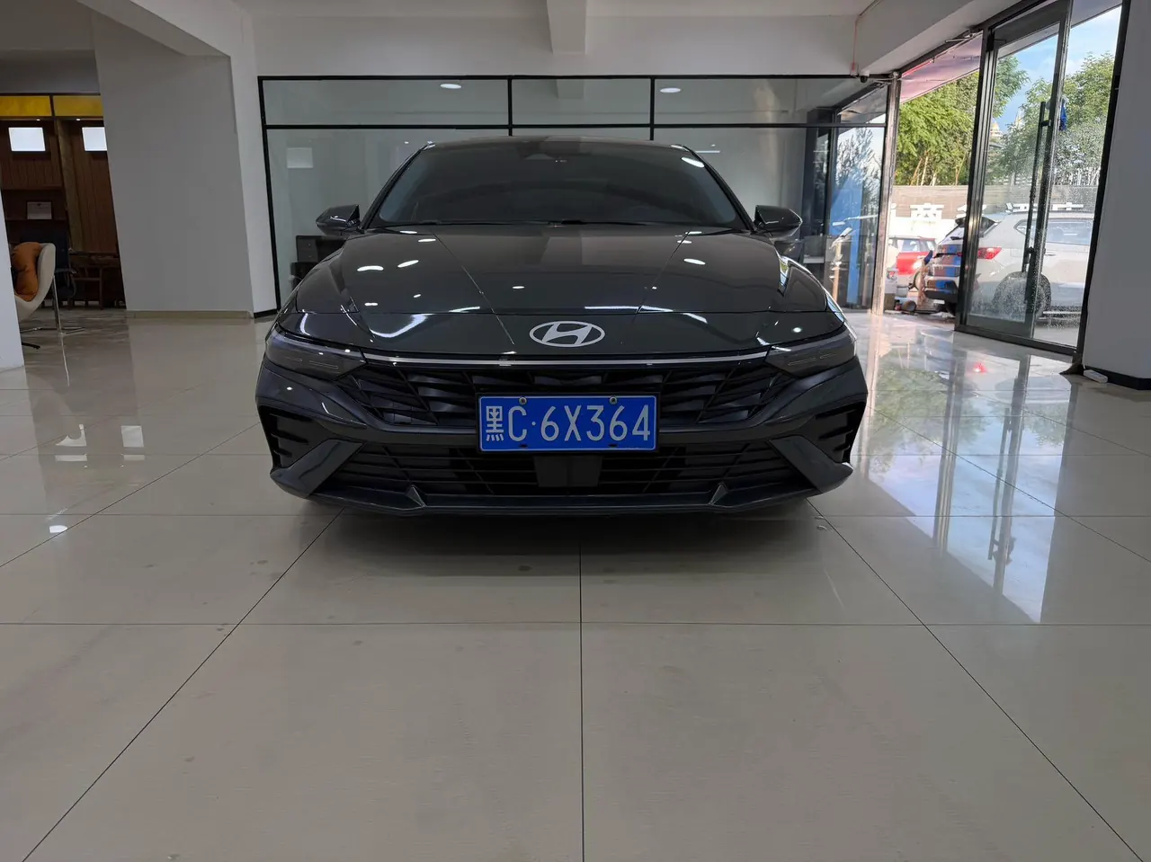 Hyundai 2022 Elantra -3-compartment 1.5 stepless LUX premium automatic gear 3