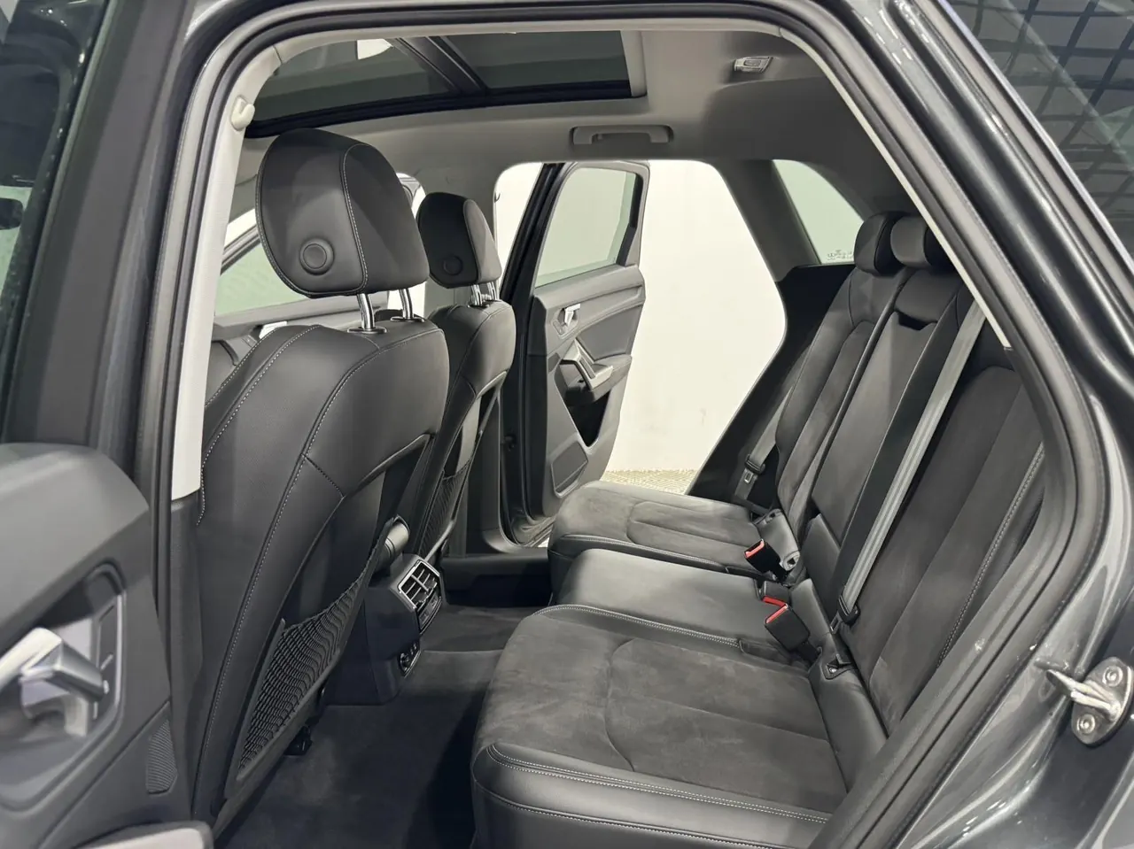 Audi 2022 Q3 1.4TFSI 35TFSI Fashion Dynamic Automatic 5