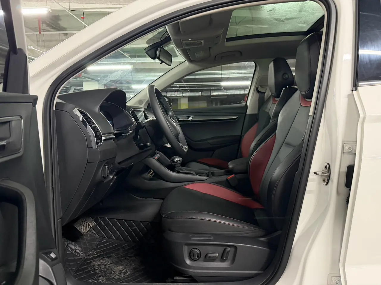 Skoda 2022 Keluoke 1.4TSI TSI280 Luxury Edition Automatic Gear 11