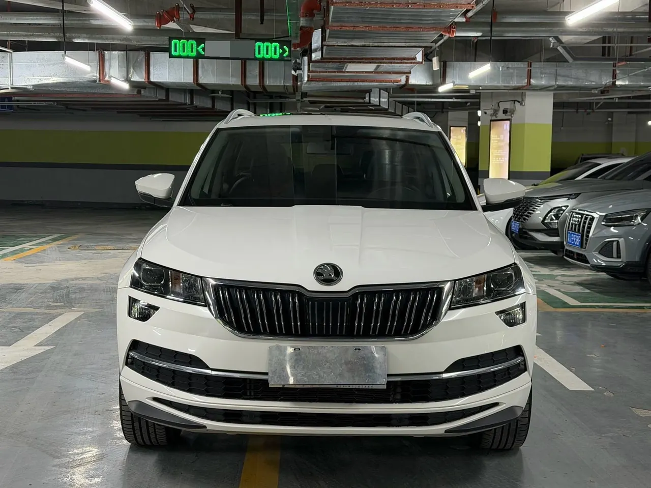 Skoda 2022 Keluoke 1.4TSI TSI280 Luxury Edition Automatic Gear 3