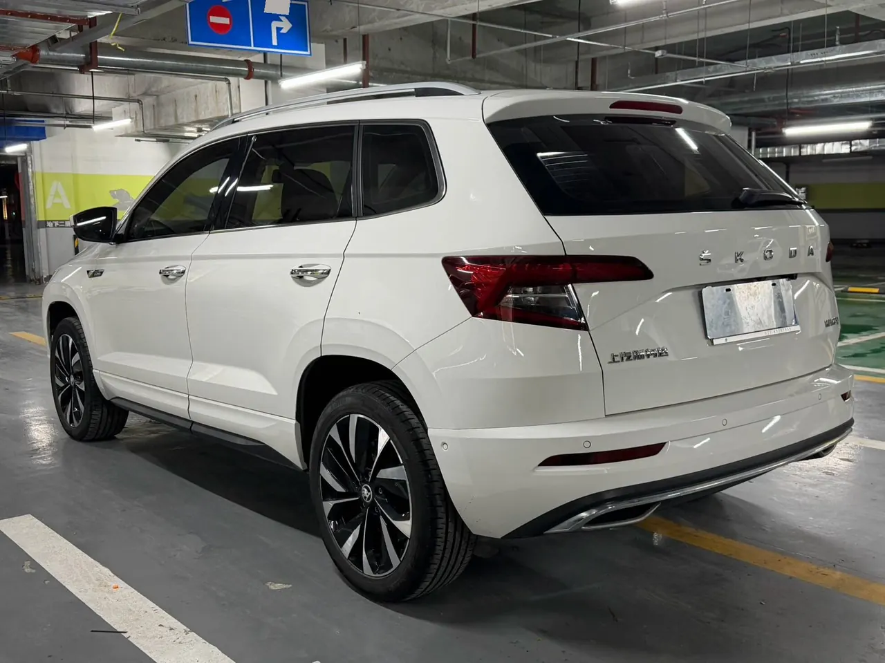 Skoda 2022 Keluoke 1.4TSI TSI280 Luxury Edition Automatic Gear 4