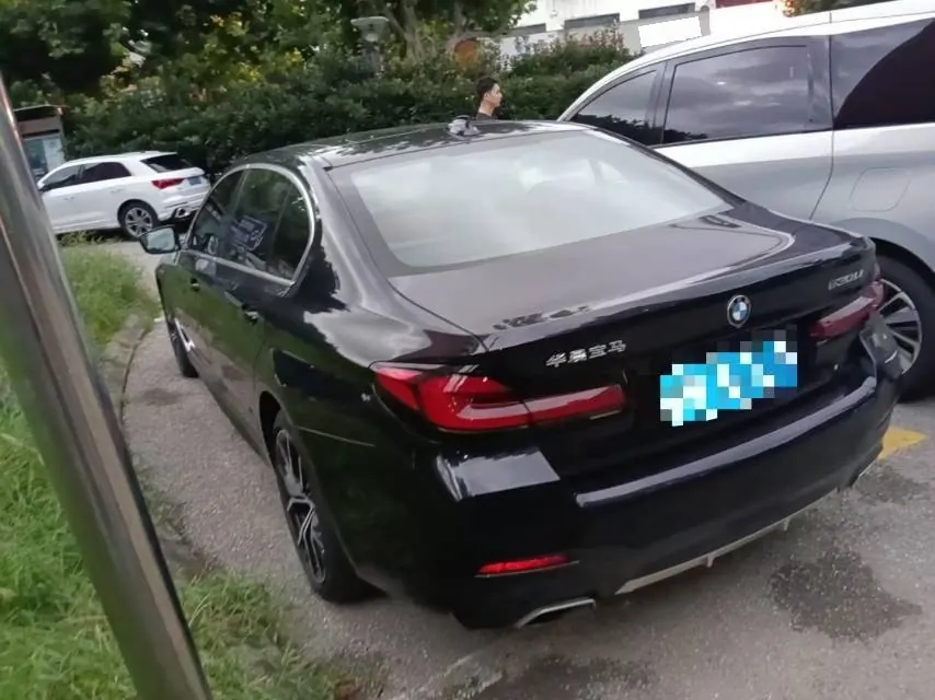 BMW 5 Series 2022 530Li 2.0T Exclusive M Sports Suit (Change 3) Automatic Gear 4