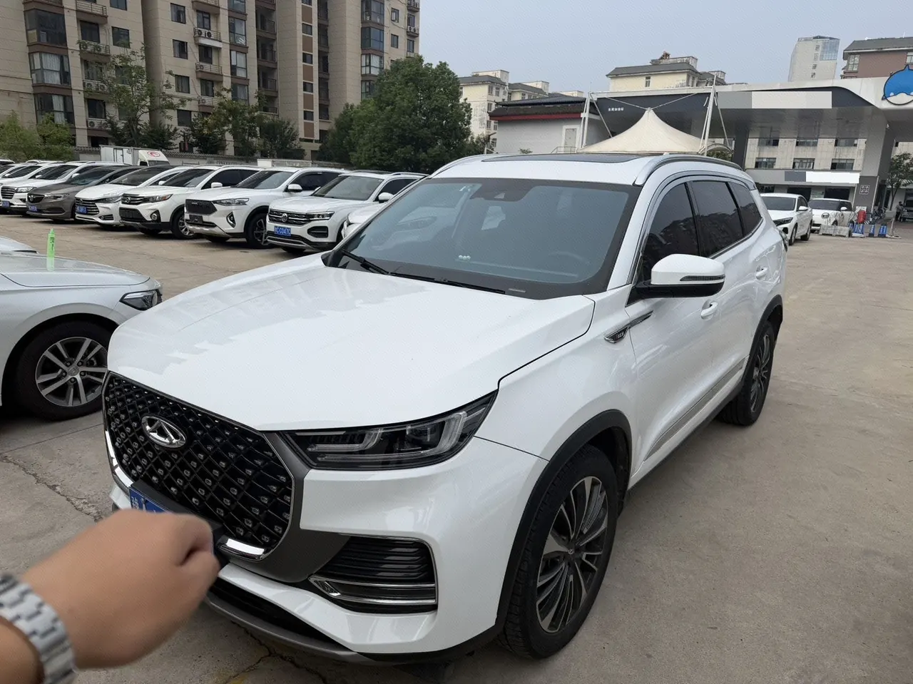 打开图片灯箱:Chery 2022 Ruihu 8 PLUS 2.0TGDI 390TGDI Kunpeng Edition Haoxiang Edition Automatic Gear