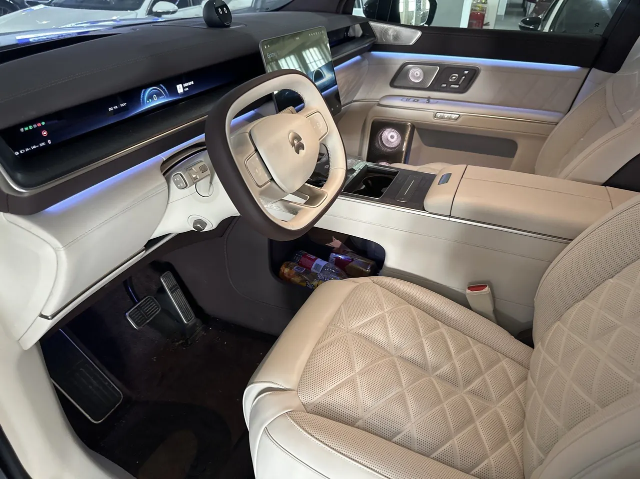NIO 2026 ES 9 102kWh Administrative Channel Signature Edition Automatic Gear 2