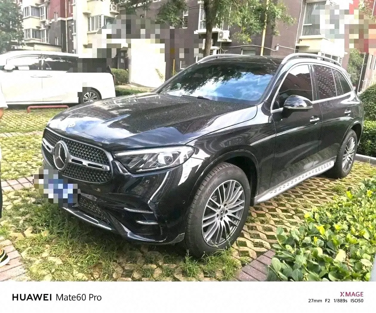 打开图片灯箱:Mercedes Benz 2026 GLC 300 L 4MATIC 48V 2.0T dynamic 5-seat automatic gear