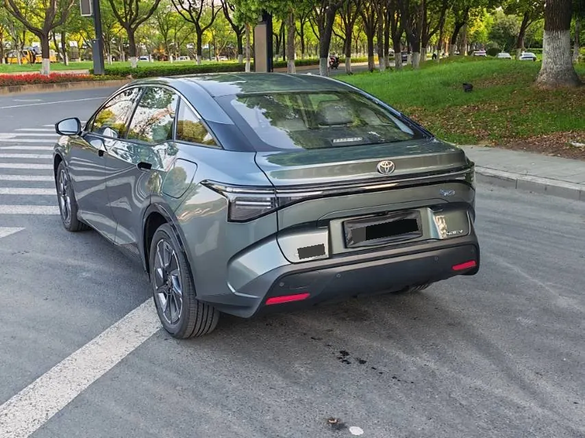 Toyota 2026 bZ3 Smart Home PRO Automatic Gear 7