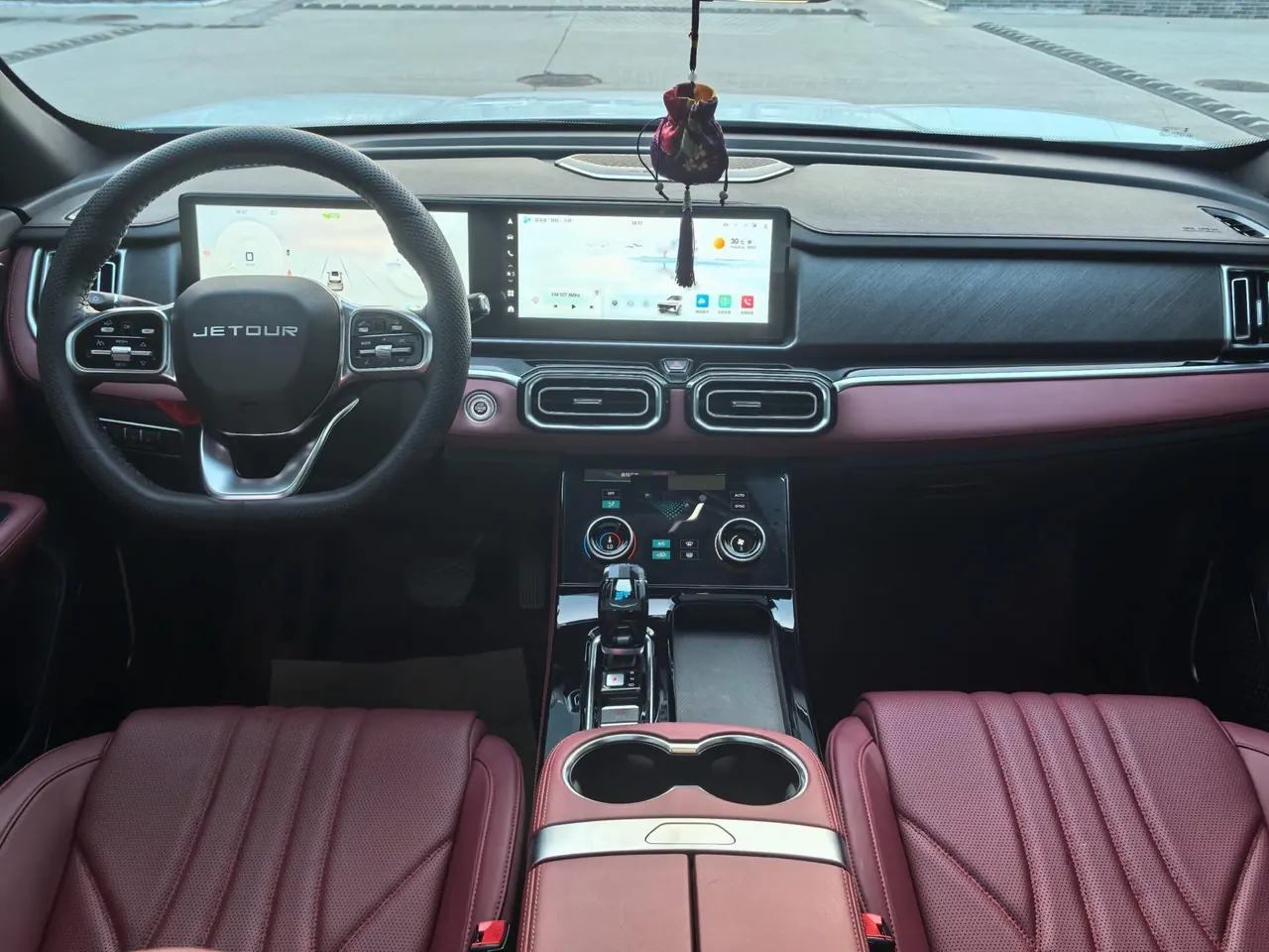 Jetour 2025 X70 PLUS 1.5T Deluxe Edition 5-seat Automatic Gear 5