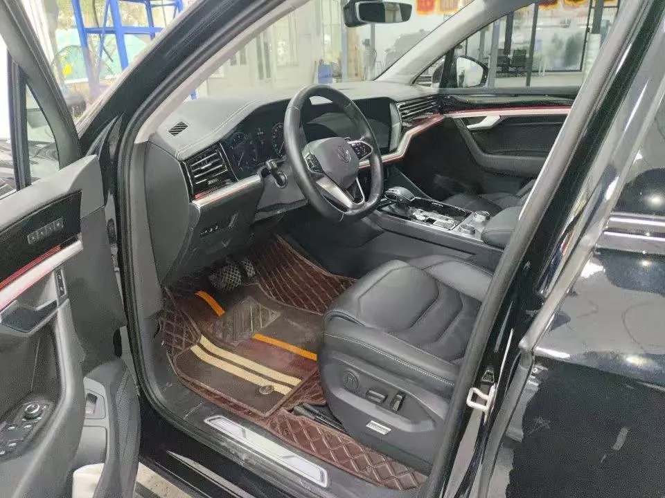 Volkswagen Touareg (Imported) 2022 Touareg 3.0TSI Sharp Edition Obsidian Black Sports Suit Automatic Gear 3