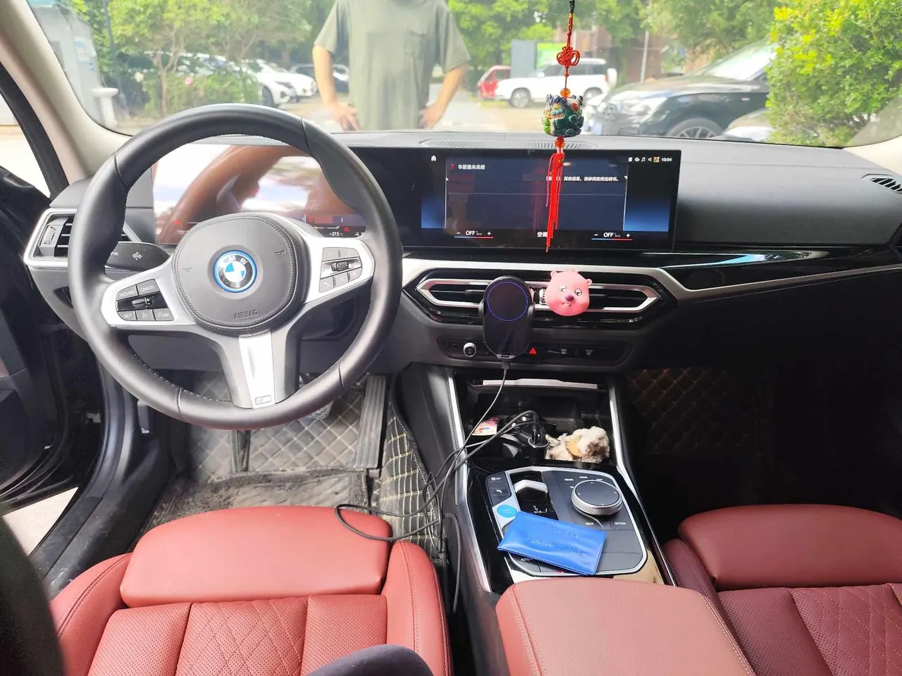 BMW 2022 i3 eDrive 35L automatic gear 7