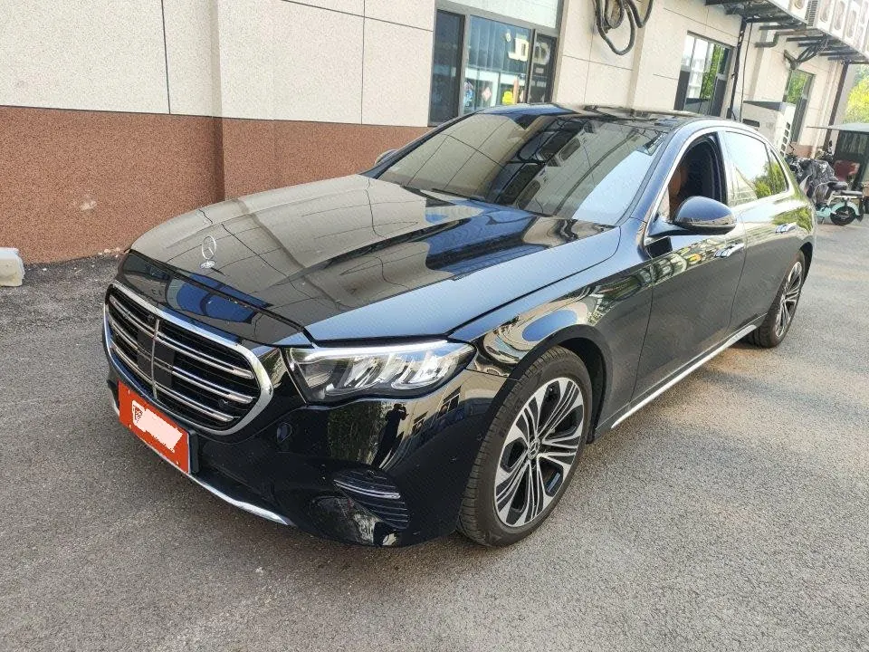 打开图片灯箱:Mercedes Benz E-Class 2026 model E 300 L 48V 2.0T Luxury Edition Automatic