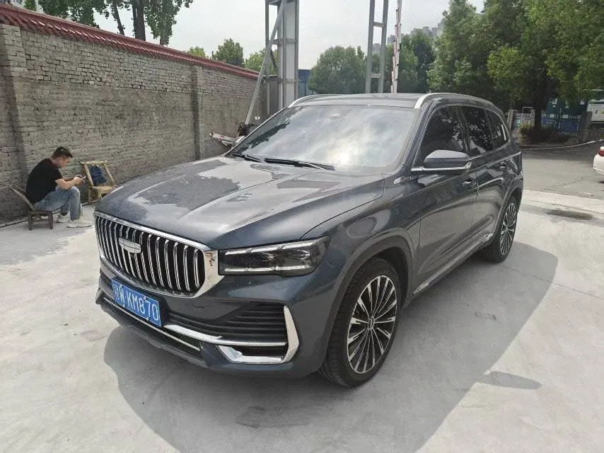 打开图片灯箱:Geely 2025 XingyueL (Monjaro) 2.0TD Oriental Obsidian 4WD full-moon version automatic gear