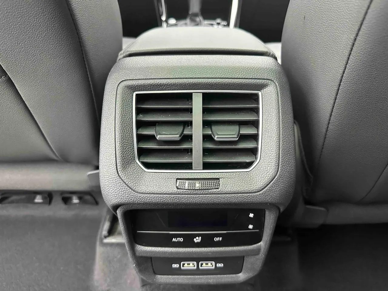Volkswagen 2022 Tanyue 1.4TSI 280TSI Two-Drive Deluxe Smart Joint Edition Automatic Gear 8