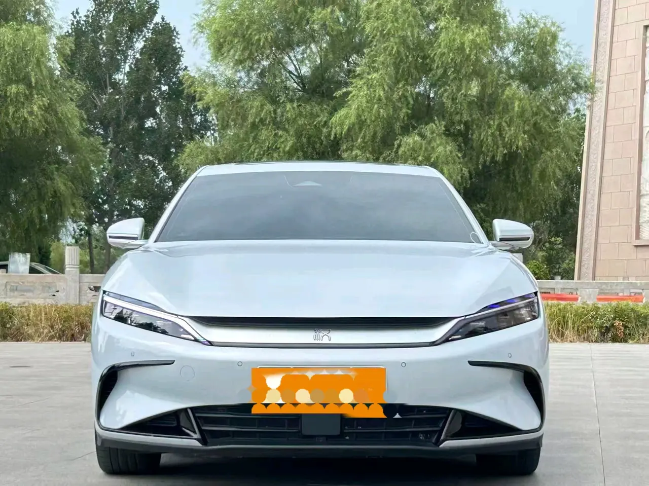BYD 2025 Han DM-i 1.5T stepless 125KM noble automatic gear 2